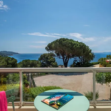 Hotel-club Du Domaine D'aiguebelle, Ussim 3* לה לבאנדו