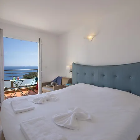 호텔 Hotel-club Du Domaine D'aiguebelle, Ussim