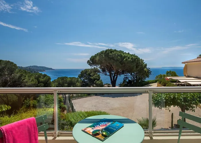 Hôtel-club Du Domaine D'aiguebelle, Ussim 3* Le Lavandou