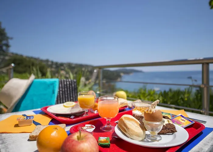 Hotel Hôtel-club Du Domaine D'aiguebelle, Ussim Le Lavandou